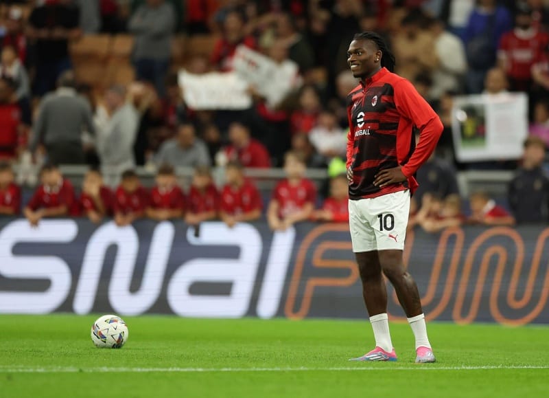 ميلان يطلب 70 مليون يورو من مانشستر يونايتد لضم لياو