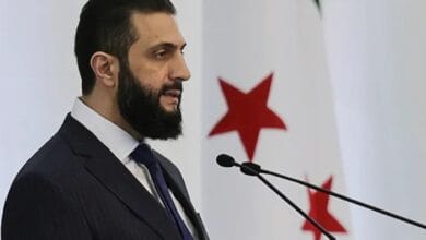 الرئاسة السورية: الشرع يبحث هاتفياً مع ترامب رفع العقوبات
