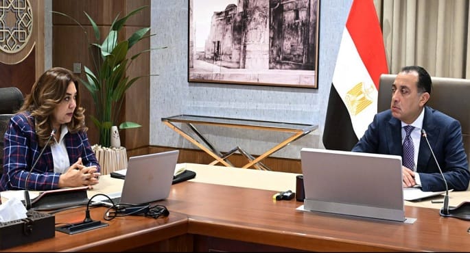 رئيس الوزراء يتابع الموقف التنفيذي لمنظومة تعزيز المتابعة الميدانية ورفع كفاءة الخدمات
