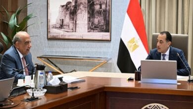 رئيس الوزراء يستعرض مع وزير الكهرباء مشروعات تدعيم الشبكة القومية