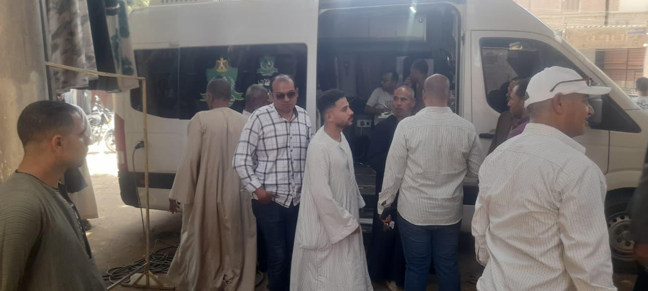 «ترخيصك في محلك» تصل للقرى بالمنيا: 77 طلب تقنين و12 تصريحًا مؤقتًا وغلق 29 محلًا مخالفًا