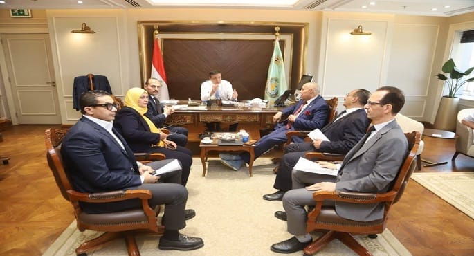 وزير الزراعة يبحث مع نواب ومواطنين طلبات المزارعين المتعلقة بالأسمدة المدعمة