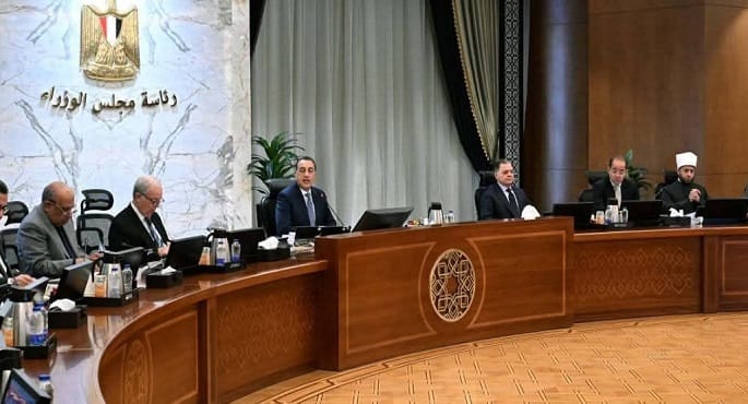 مجلس الوزراء يوافق على تعديل قواعد الترخيص بمشروعات الطاقة المتجددة وتخصيص أراضٍ لمشروعات تنموية