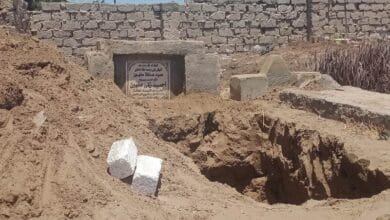 انتهاء الاستعدادات لاستقبال جثمان الفنان عبد العزيز مخيون في مسقط رأسه بالبحيرة