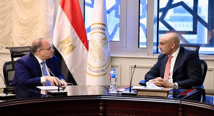 وزيرا التربية والتعليم والدواء يبحثان سبل إعداد كوادر فنية متخصصة في الصناعات الدوائية