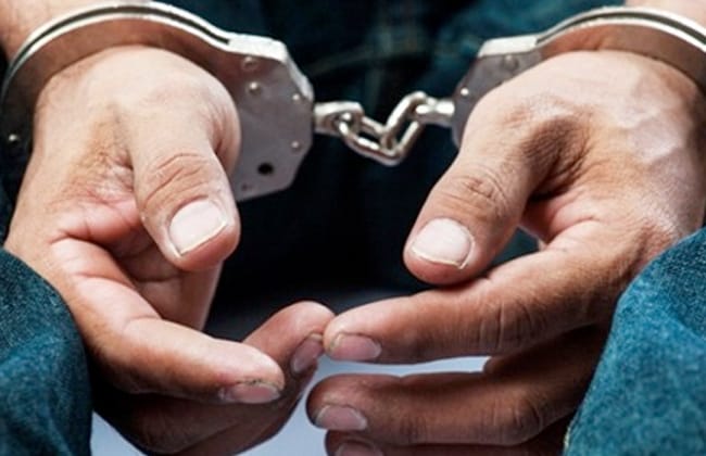 حبس عامل تحرش بسيدة داخل ميكروباص بباب الشعرية 4 أيام