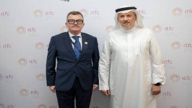 وزير التخطيط يبحث مع الرئيس التنفيذي للمؤسسة الدولية الإسلامية لتمويل التجارة ملفات الشراكة الاستراتيجية