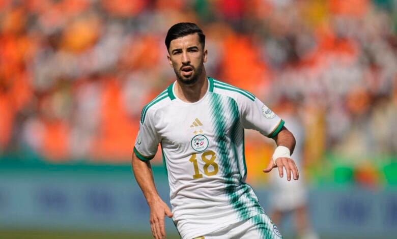 إصابة محمد أمين عمورة تثير قلق منتخب الجزائر قبل كأس العالم