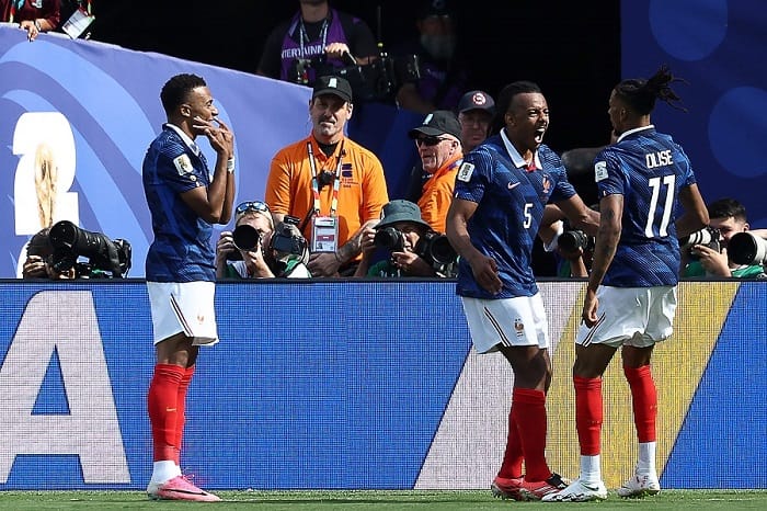 ديمبلي يعزز تقدم فرنسا بالهدف الثالث أمام العراق بكأس العالم