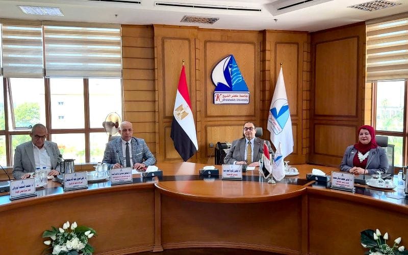 مجلس إدارة مشروعات التطوير بجامعة كفر الشيخ يعقد اجتماعه الدوري لشهر يونيو 2026