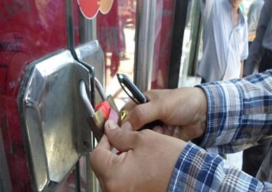 الإسكندرية: غلق 122 منشأة مخالفة وتحرير 913 محضرًا في حملات مكثفة