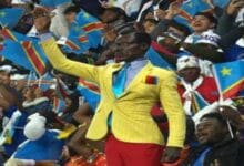 المشجع الكونغولي الشهير "لومومبا الحي" يخطف الأنظار في مونديال 2026