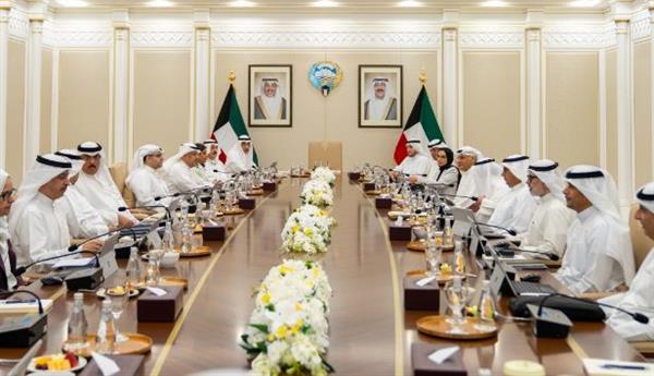 الكويت تعرب عن تضامنها مع قطر عقب انفجار رأس لفان