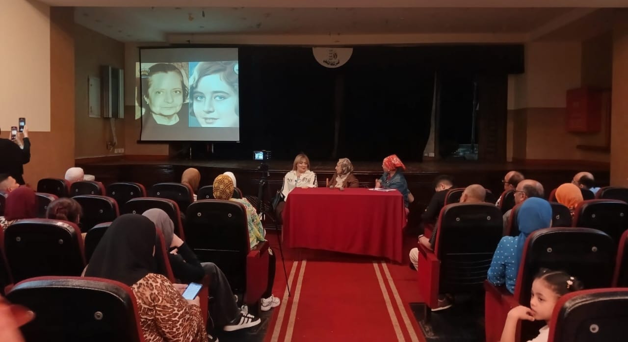 ندوة بقصر الشاطبي بالإسكندرية تناقش دور المتاحف في تعزيز الوعي الأثري