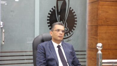 محافظ البحر الأحمر يتفقد مركز سيطرة الشبكة الوطنية للطوارئ