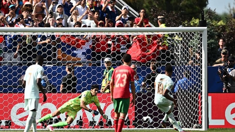 الشوط الأول بين فرنسا والمغرب ينتهي بالتعادل السلبي في ربع نهائي كأس العالم 2026