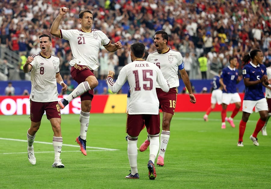 إسبانيا تحسم الشوط الأول أمام فرنسا بهدف في نصف نهائي كأس العالم 2026