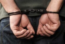 مباحث كوم أمبو تضبط شخصاً أشعل النيران بمنزل شقيقه بأسوان